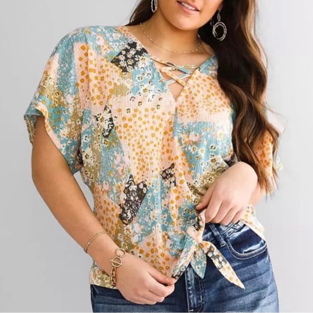 Daytrip Floral Patchwork Short Sleeve Top Lace Up Boho Hippie